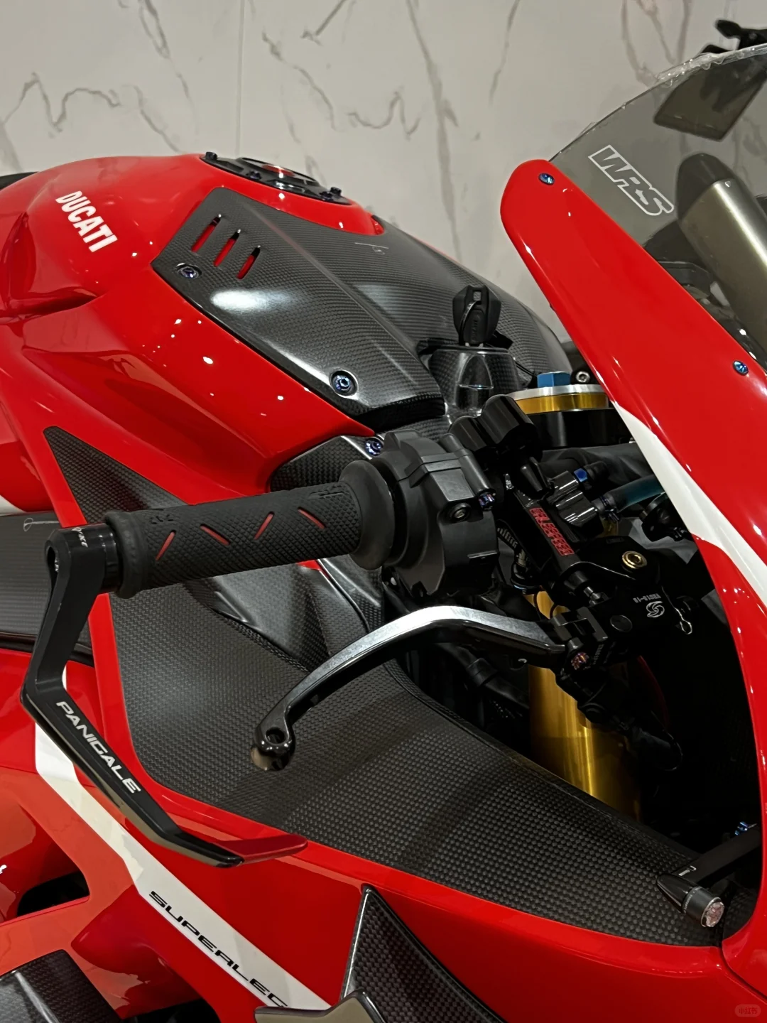 杜卡迪V4爆改