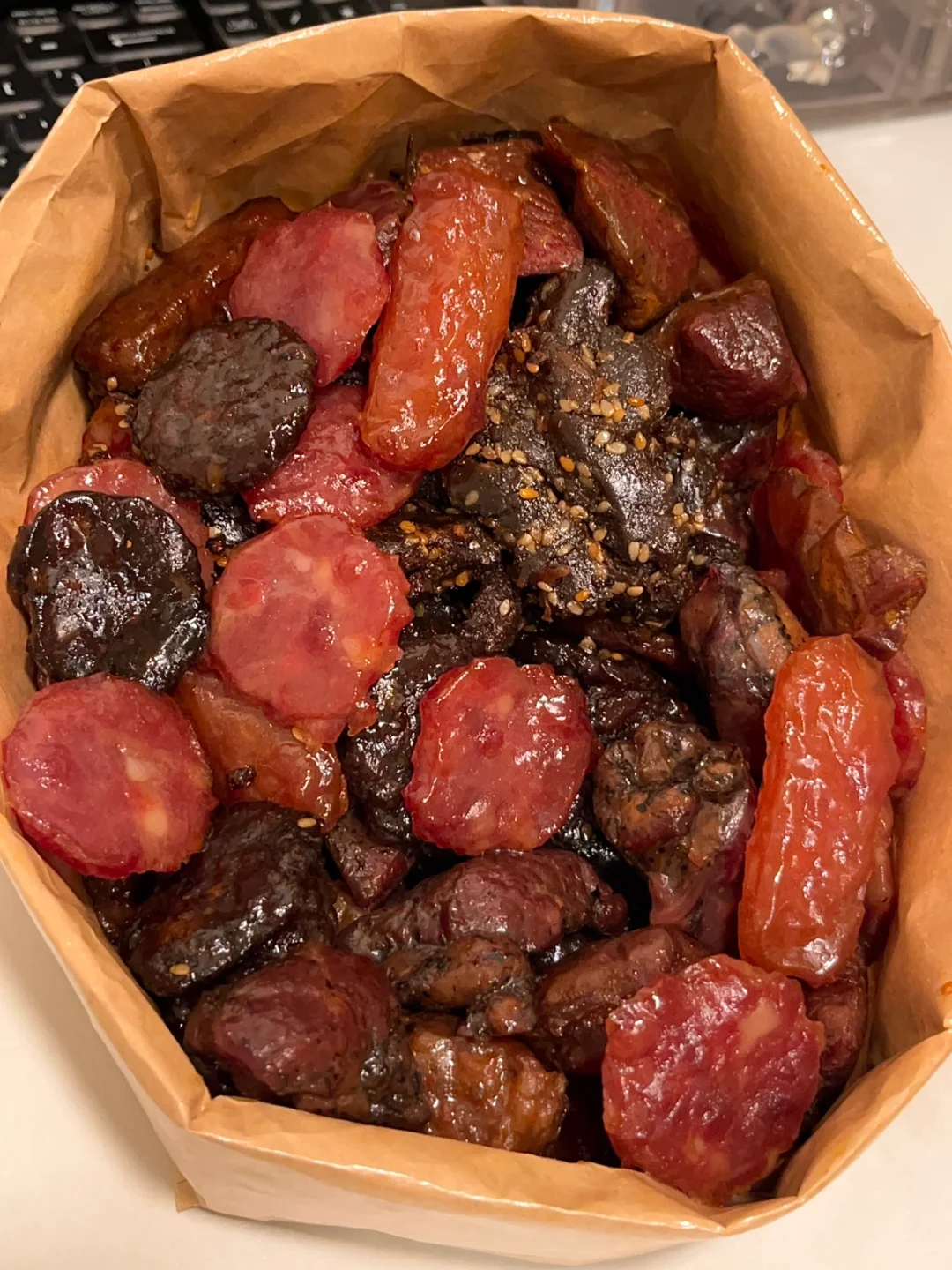 我爸：你那个肉干再多买几袋。。