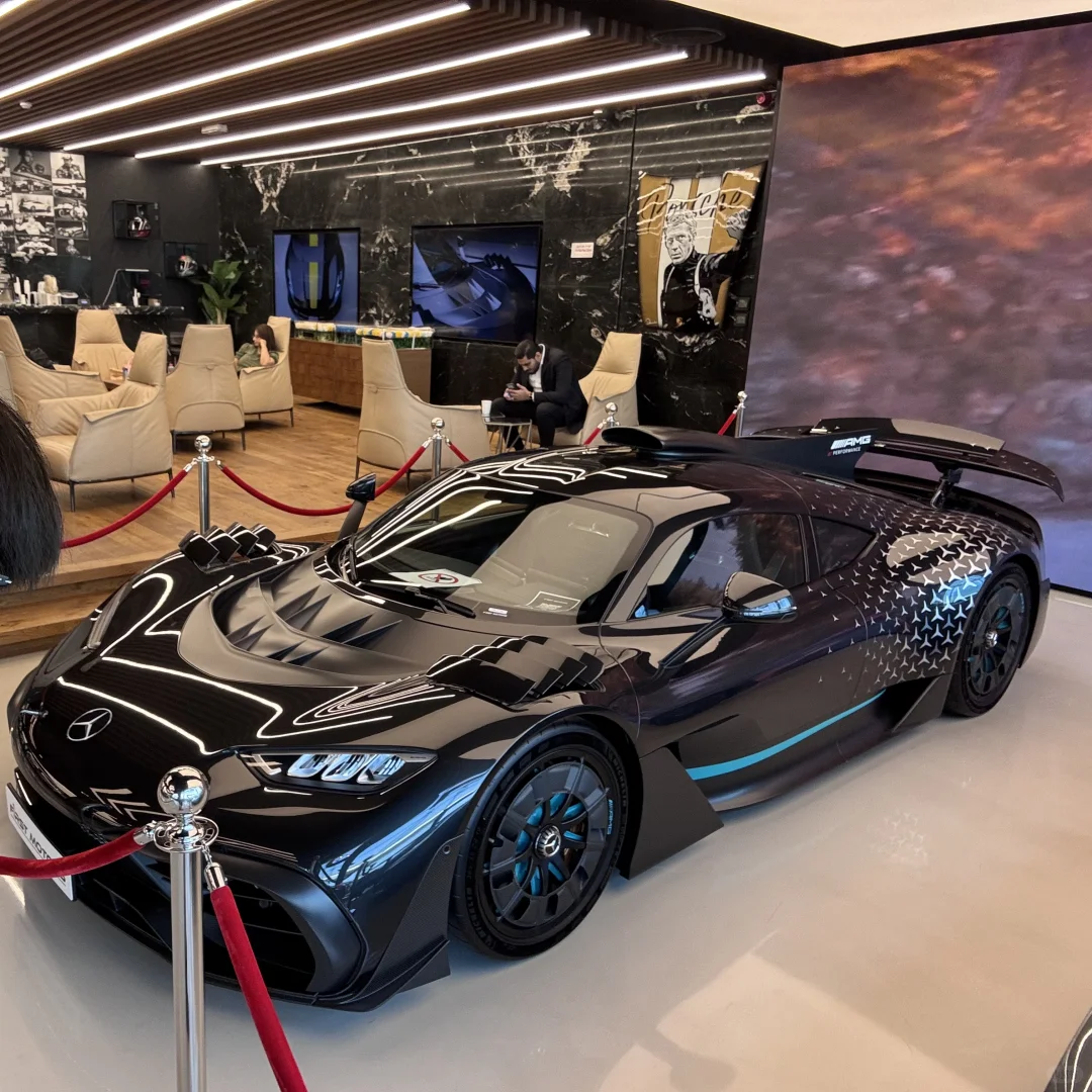 和马王近距离贴贴??