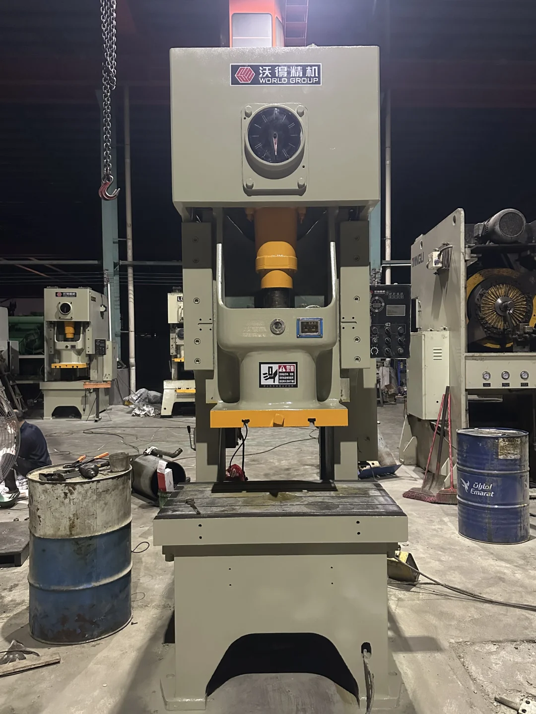 专业机械设备翻新喷漆补漆漆面修复气动冲床