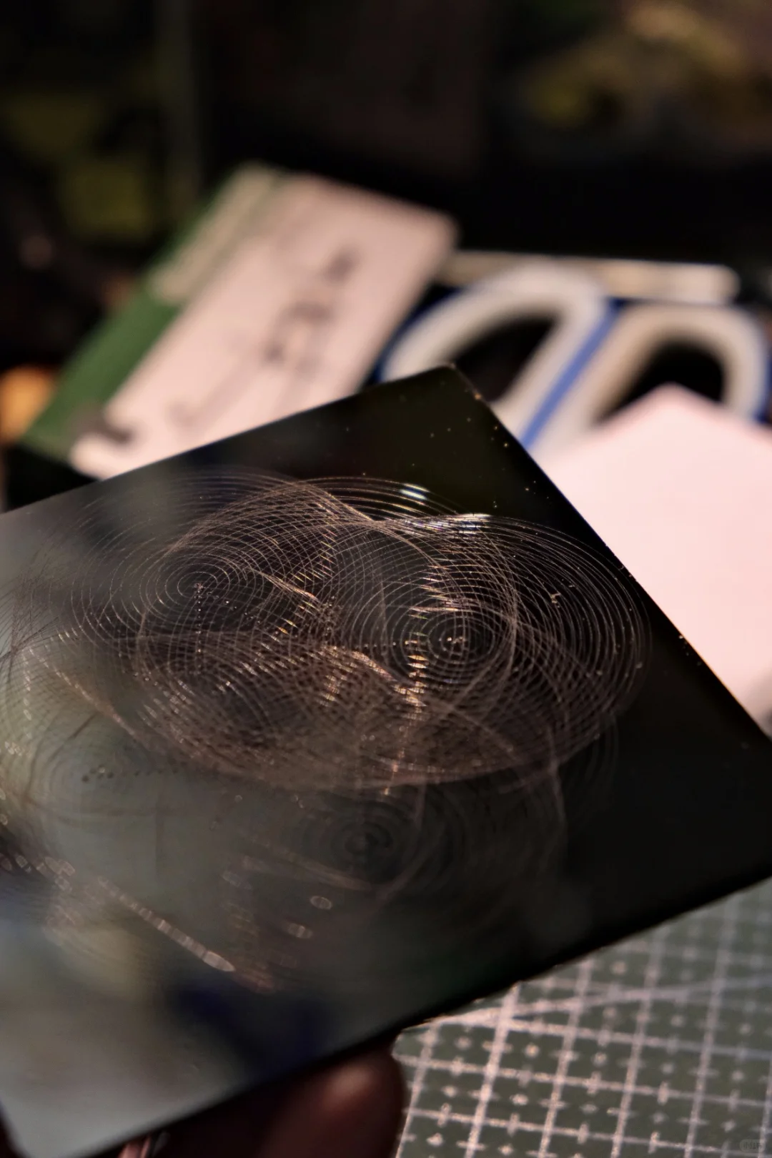 记录全息划痕的制作过程