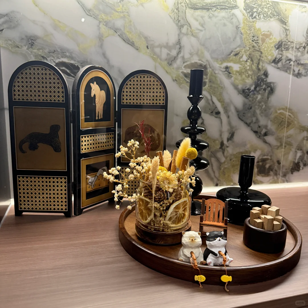 拒绝商务会所风！改造意式沙发背景墙