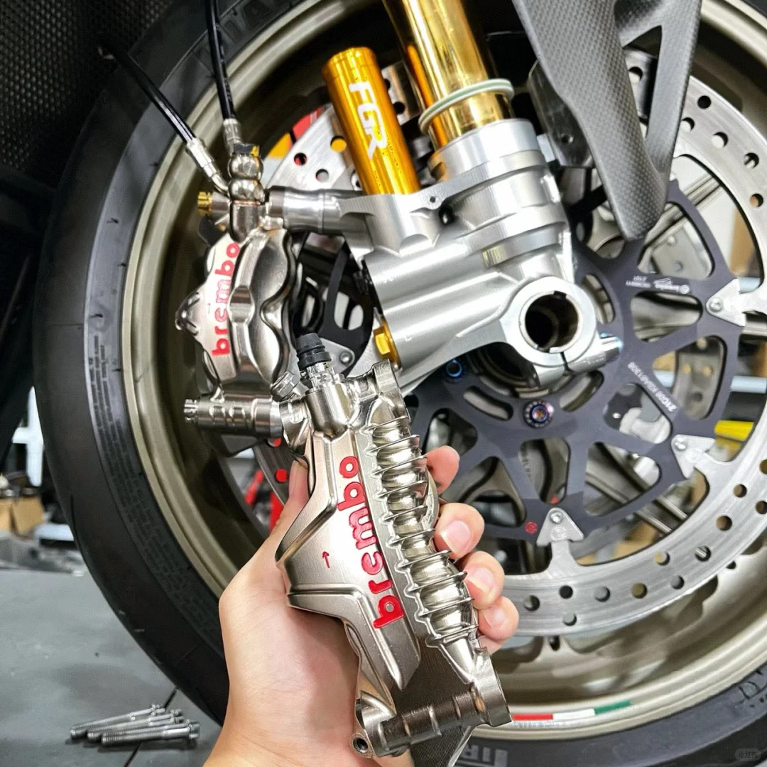 摩托车改装刹车卡钳 | Brembo系列分析?