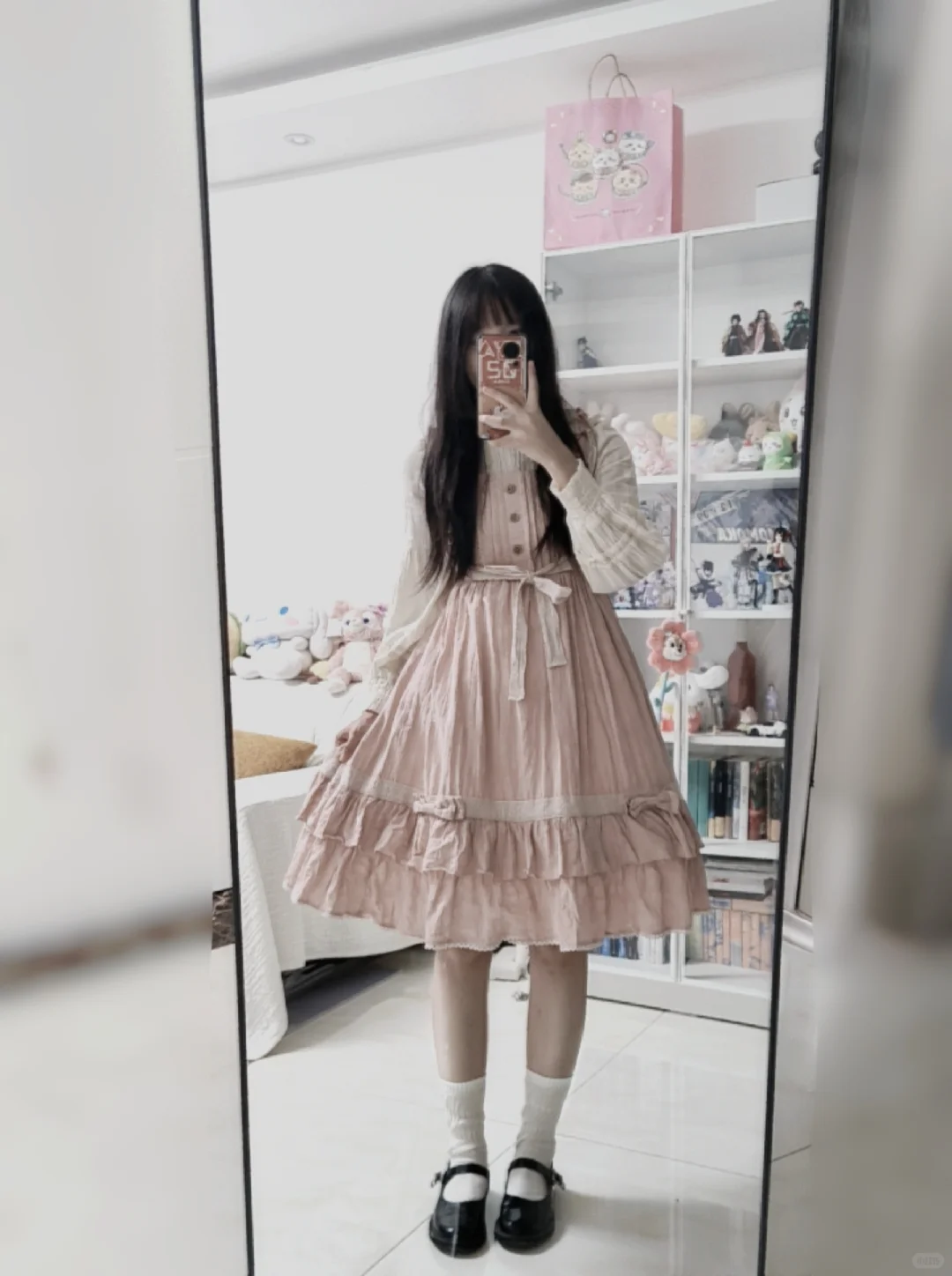 从家里翻出来八年前的lo裙感觉还是很萌