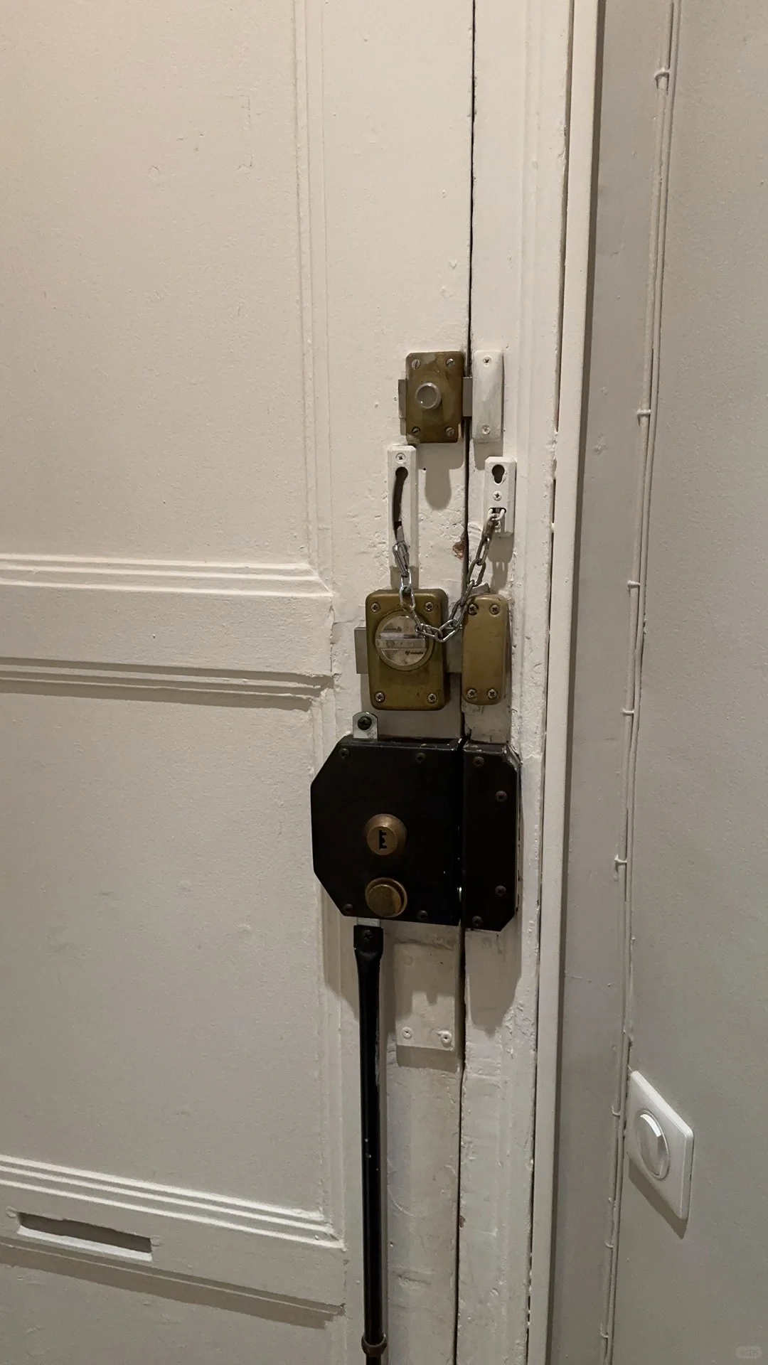 巴黎公寓四重防护