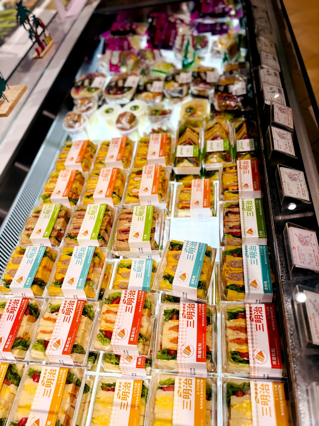 这家藏在超市里的面包店，你吃过吗