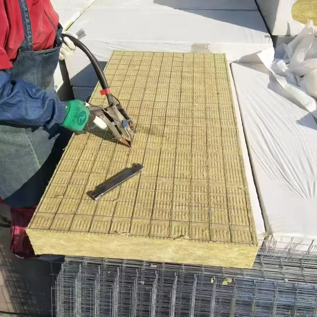 插丝岩棉复合板：高效隔热与防火的建筑材料