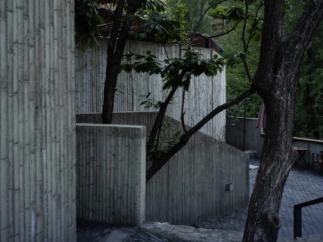 景观材料分享：竹模混凝土