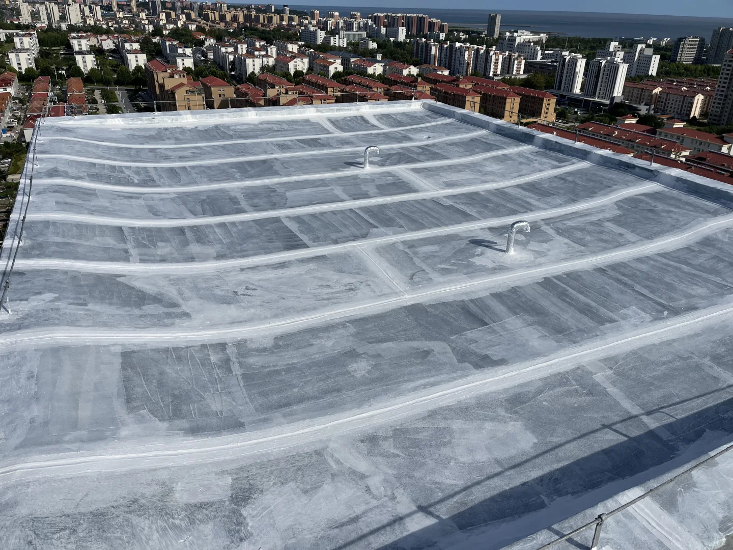 东方雨虹SBS卷材防水➕三棵树丙烯酸防水涂料