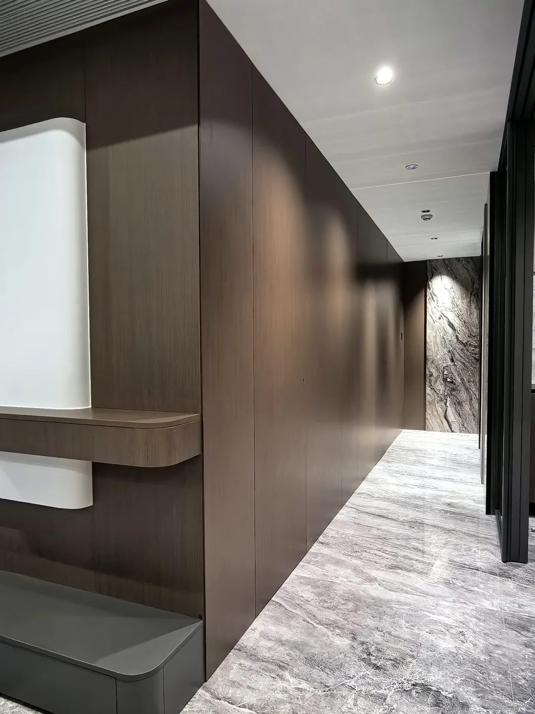 我真的厨房！我的护墙板！