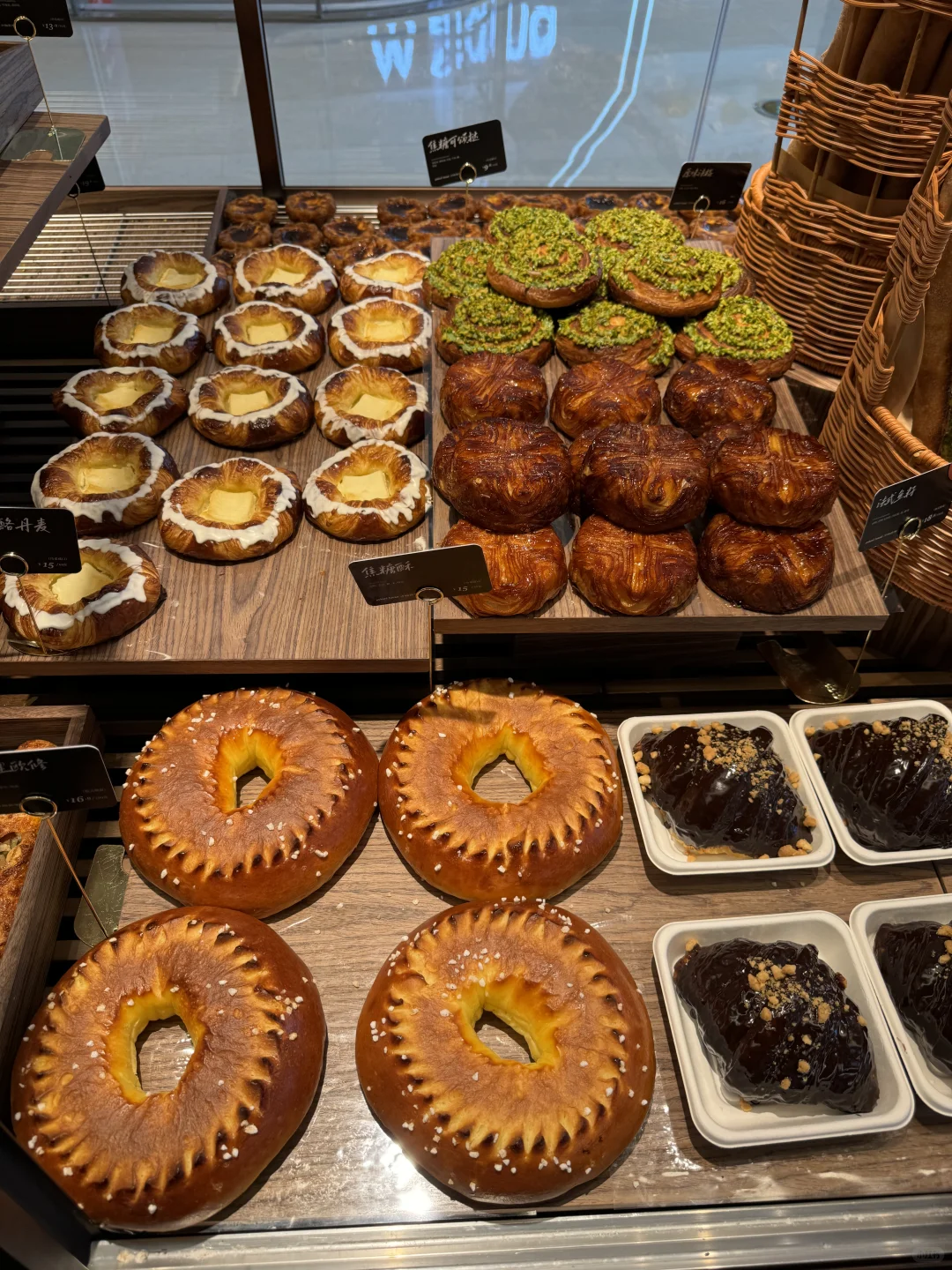 目前重庆的连锁烘焙店…它真的没有对手！！