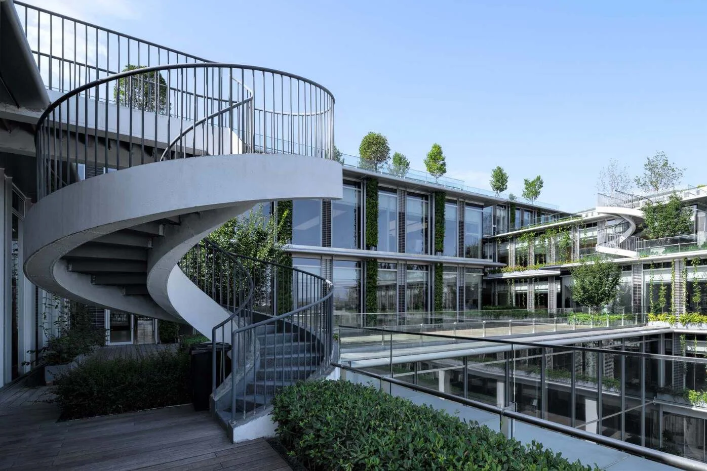 成都首个“近零碳建筑”| 中建设计总部