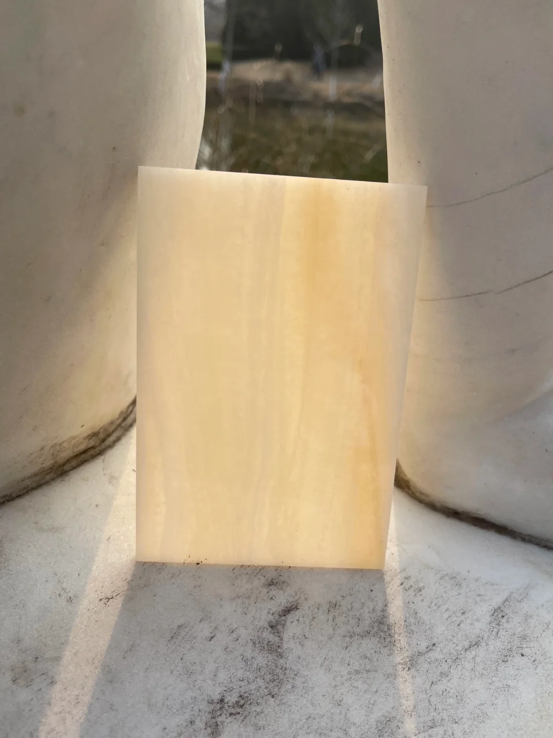 全网?都在找到这款新材料 |透光云石背景