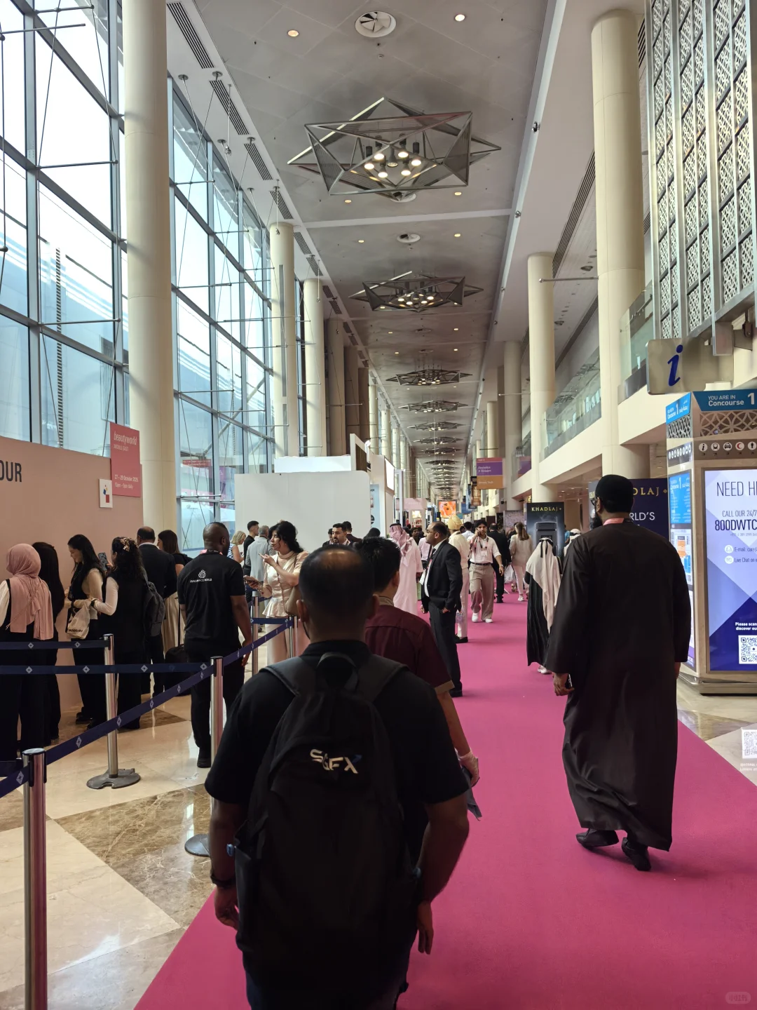 现场直击?迪拜国际美容展首日