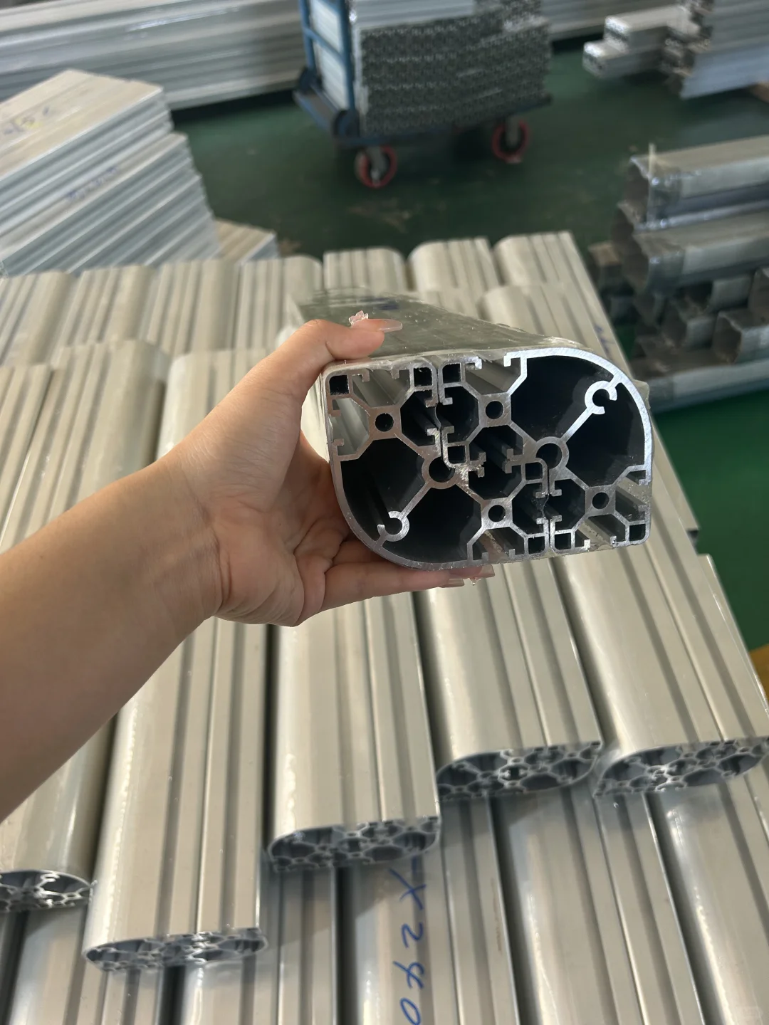 听说小红书买工业铝材非常灵!