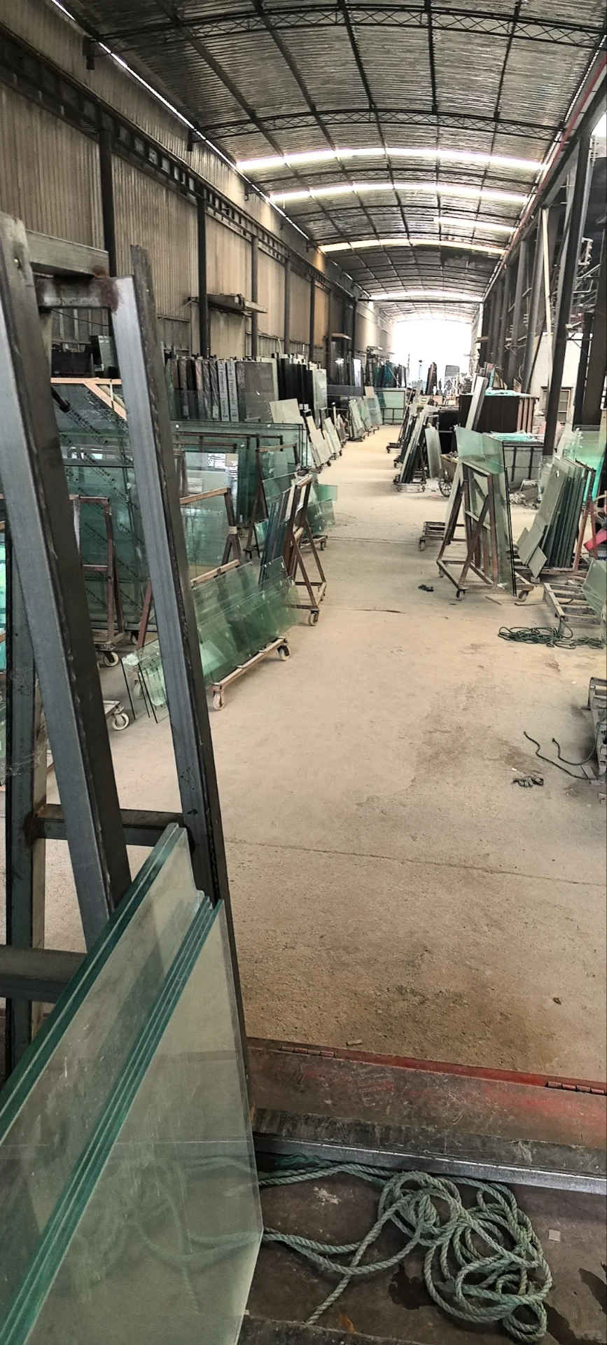 【重庆人自己的钢化玻璃厂｜开了15年，3000