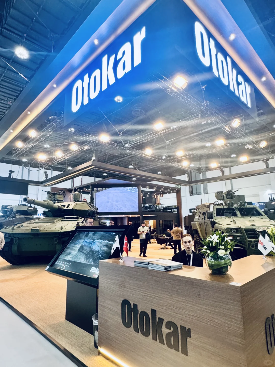 IDEX2025