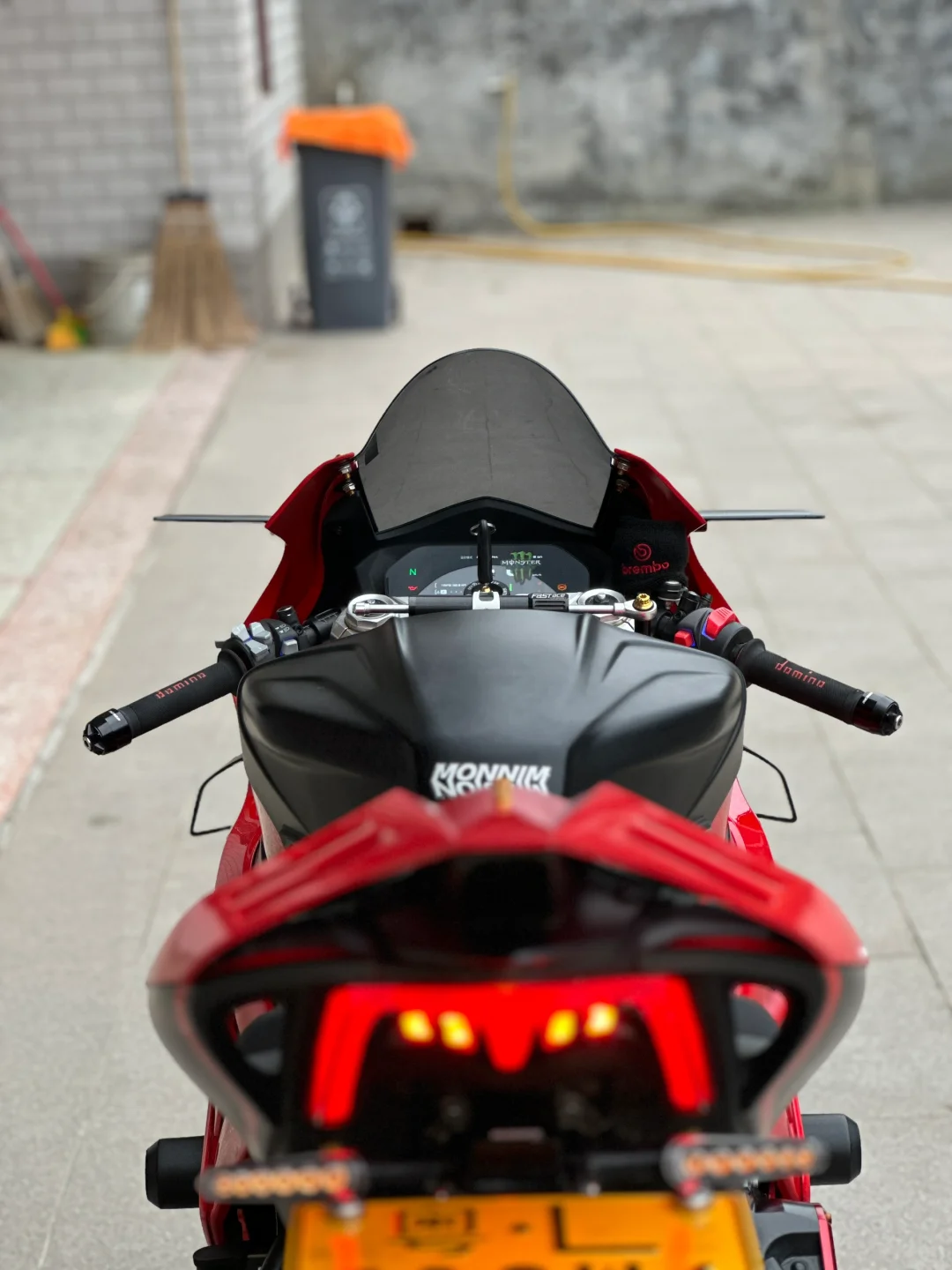 自己的车改来自己看 。不取悦任何人