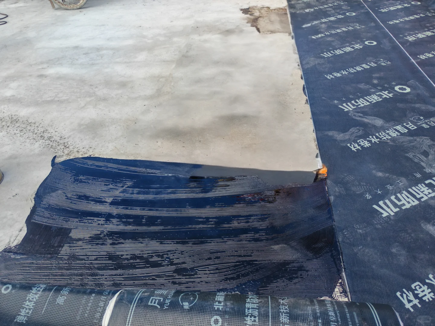 就问你们这样做屋面还漏吗?