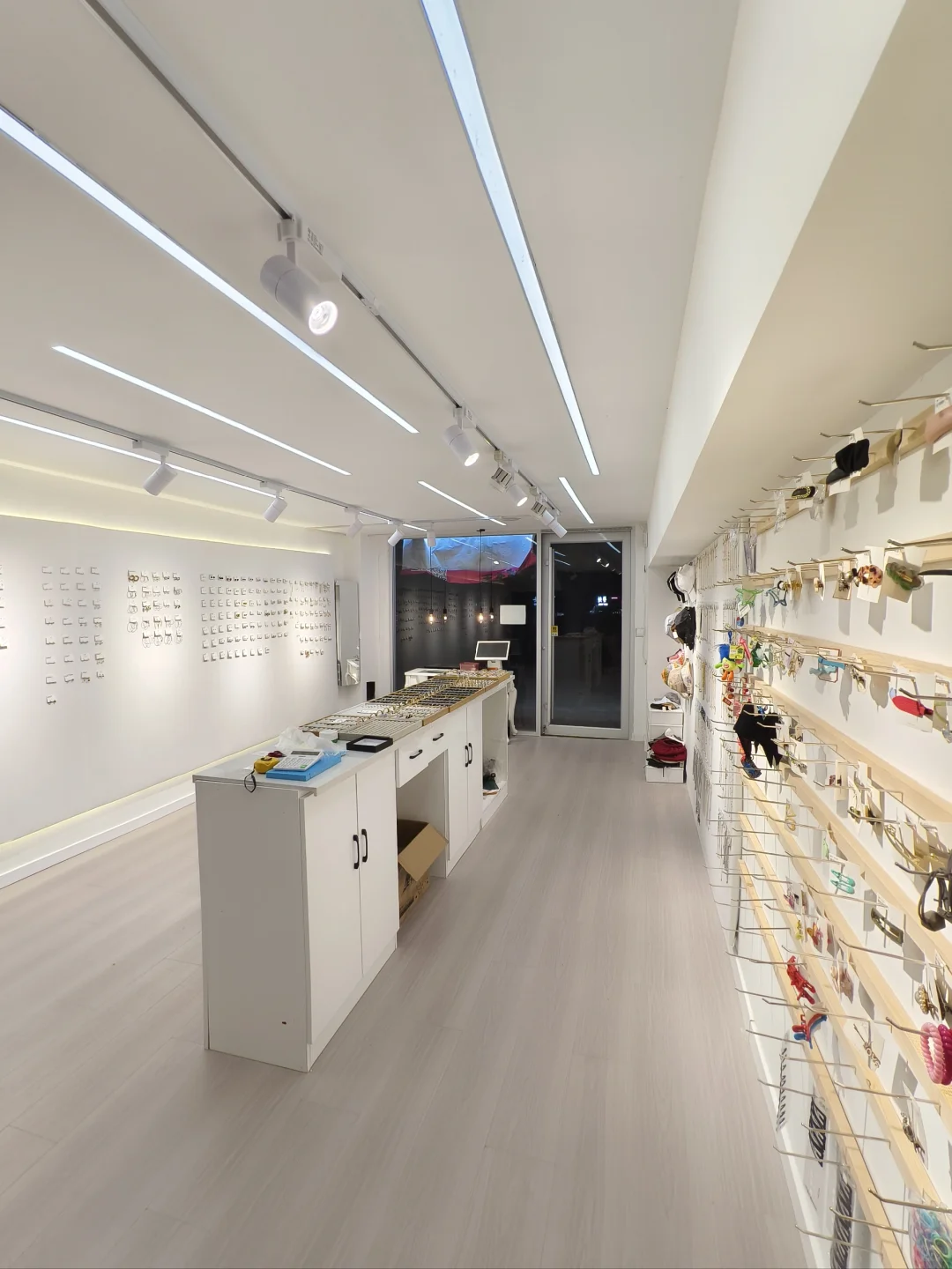 右滑看挂满效果?这真的是同一家店！？