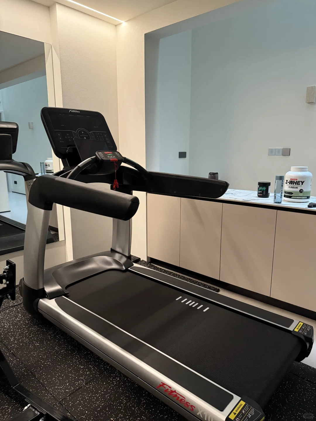 我愿称之为家庭健身房的天花板!