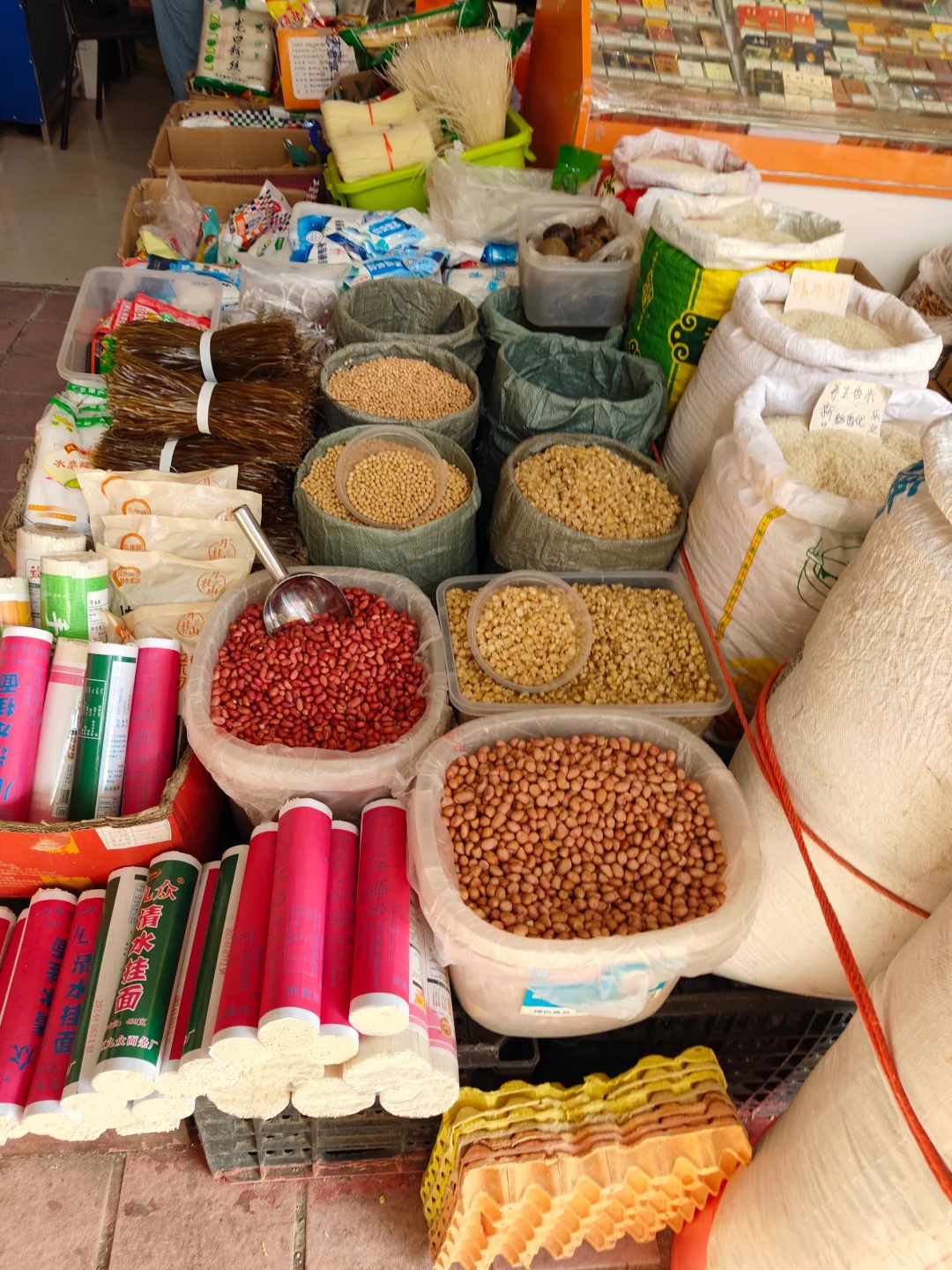 百色龙景菜市场越看越治愈的菜，忍不住拍拍