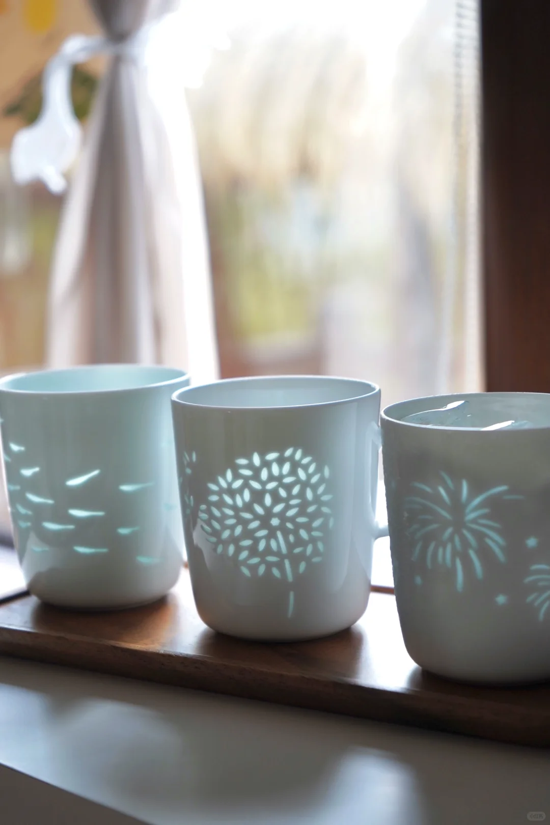 快看！！！我的杯子会发光！！！