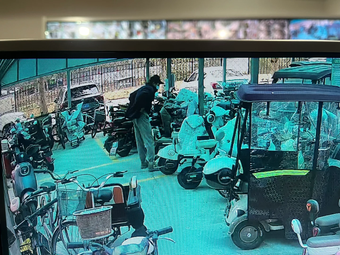 摩托车被偷，已经没力气生气了