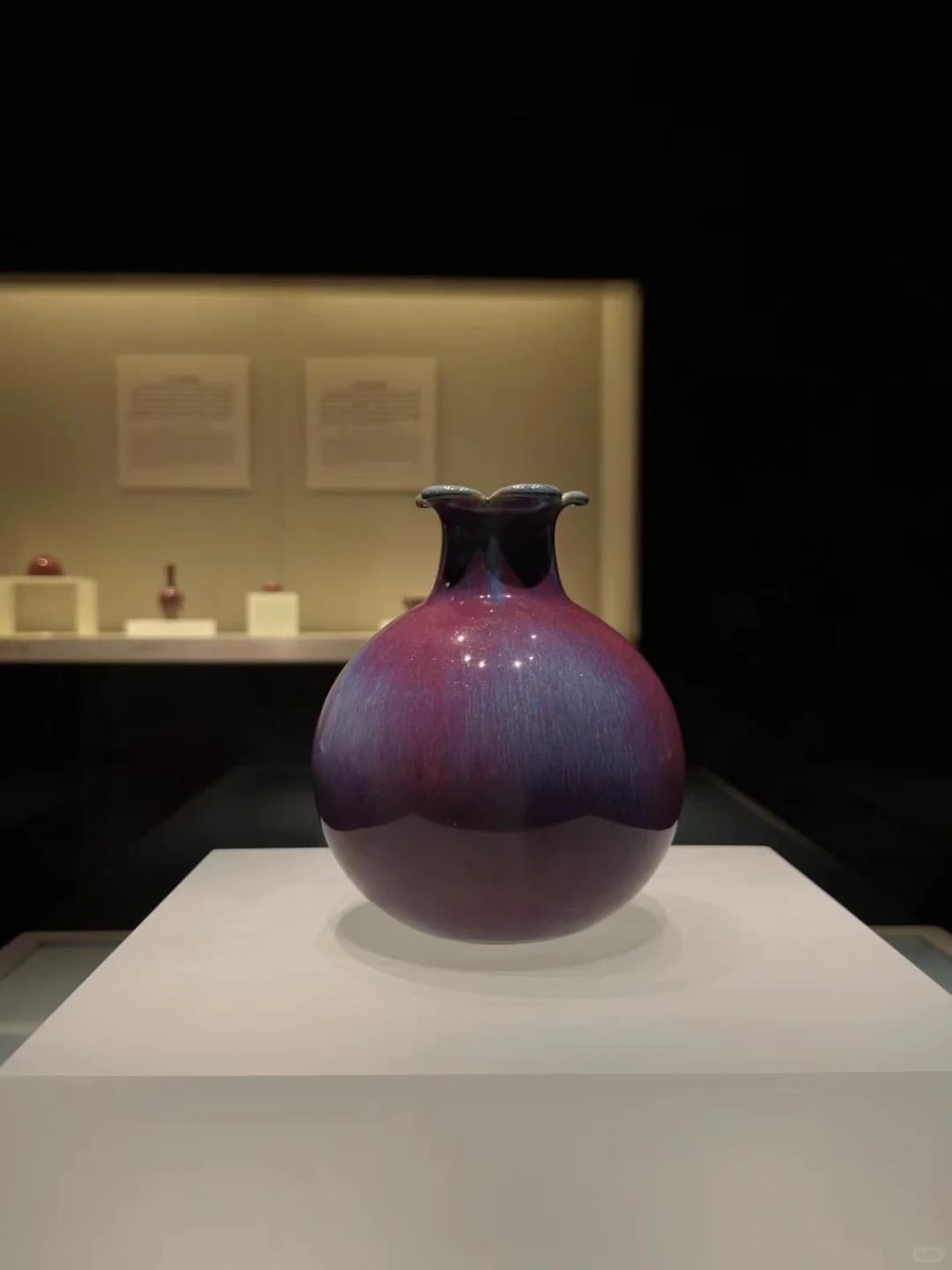 沈阳怎么逛·辽博跨越时空的对望 一眼万年?