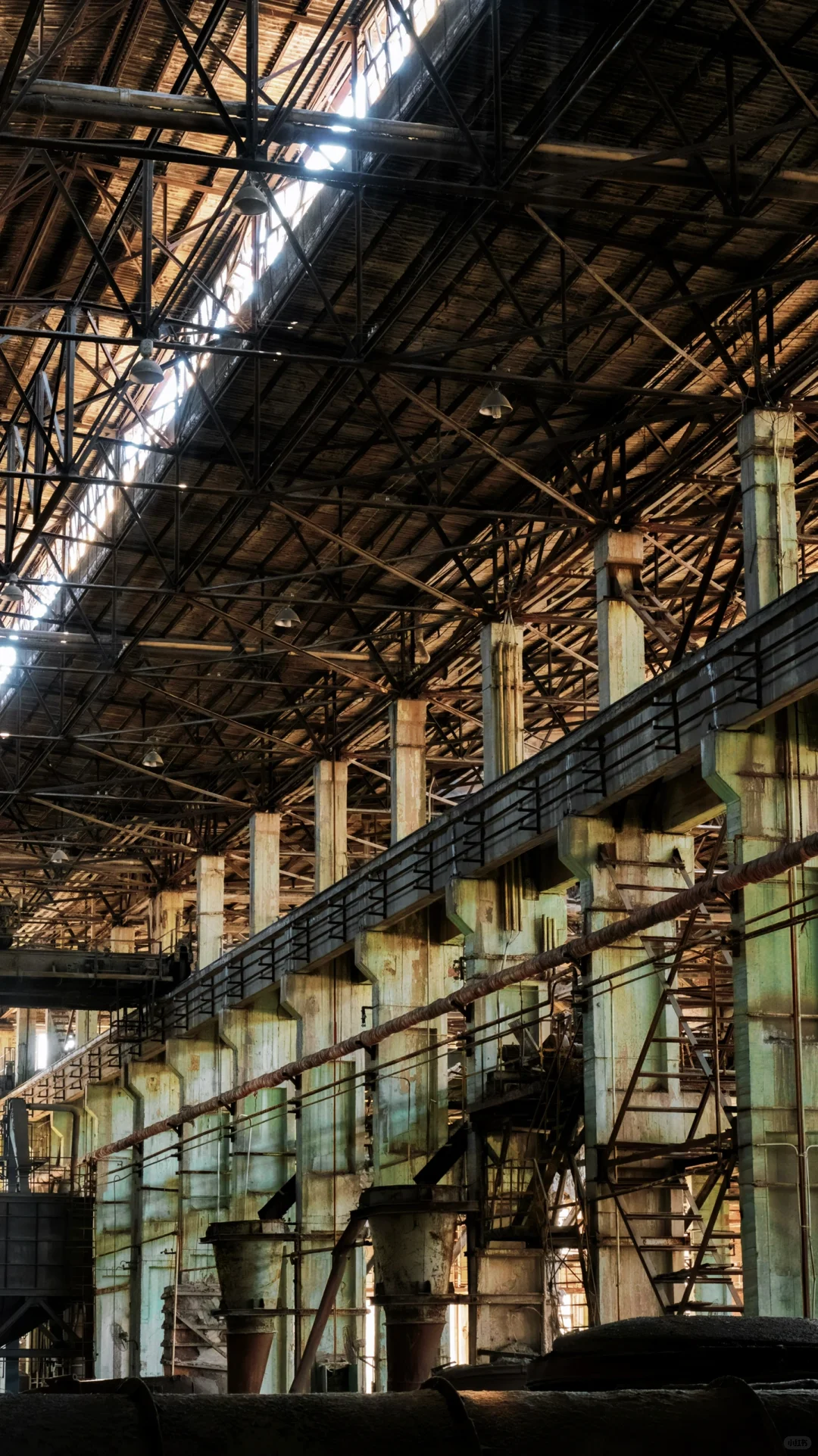 废弃工厂丨工业巨人的内部构造