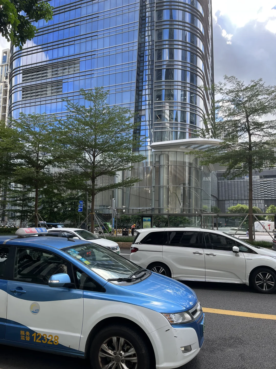 玻璃幕墙超白高透（无LOW-E）的“执念”