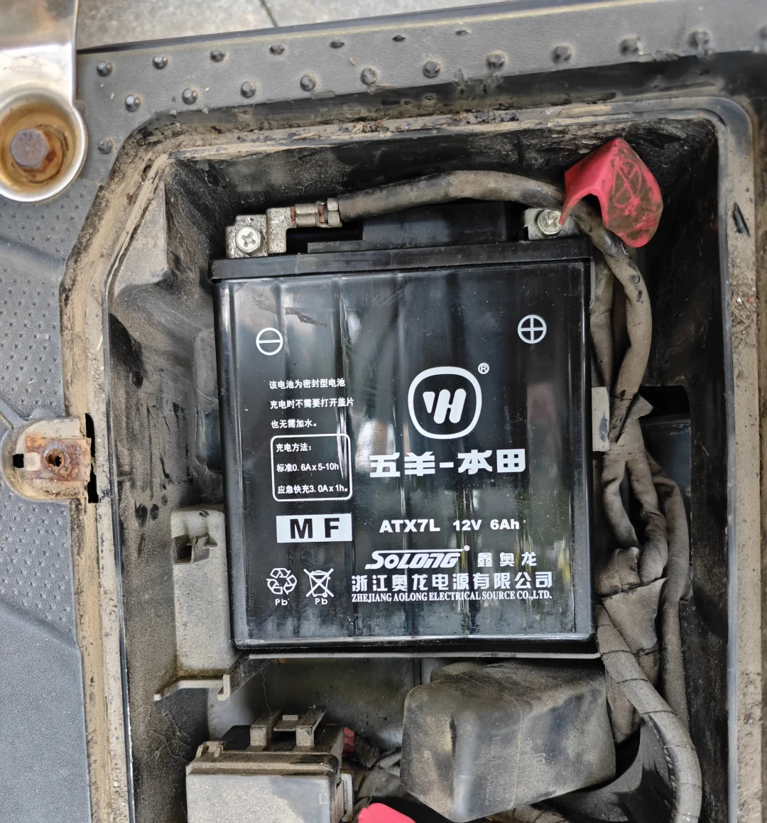 自己维修摩托车打不着火