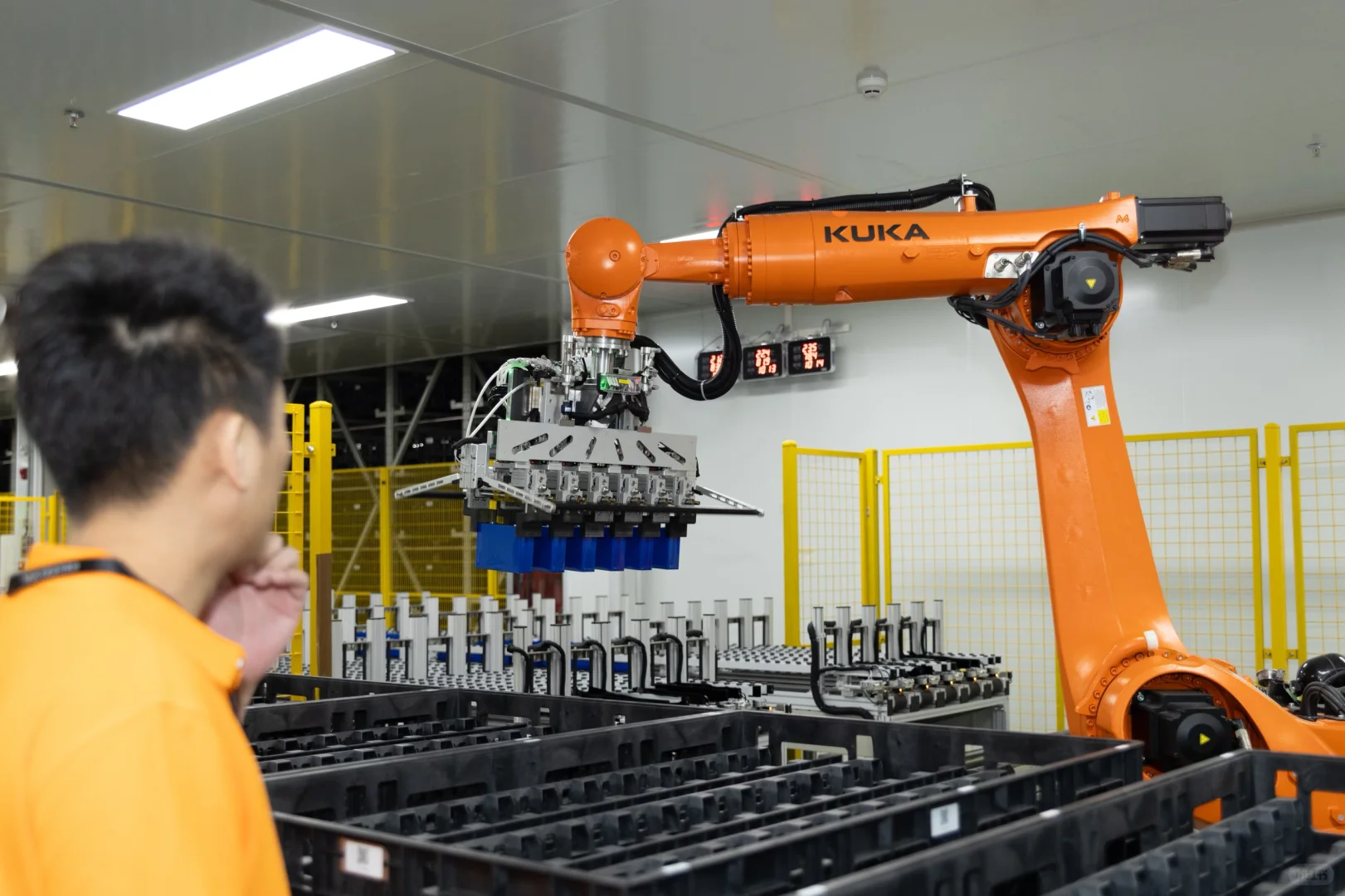 厚能动力电池经销商大会圆满举行！