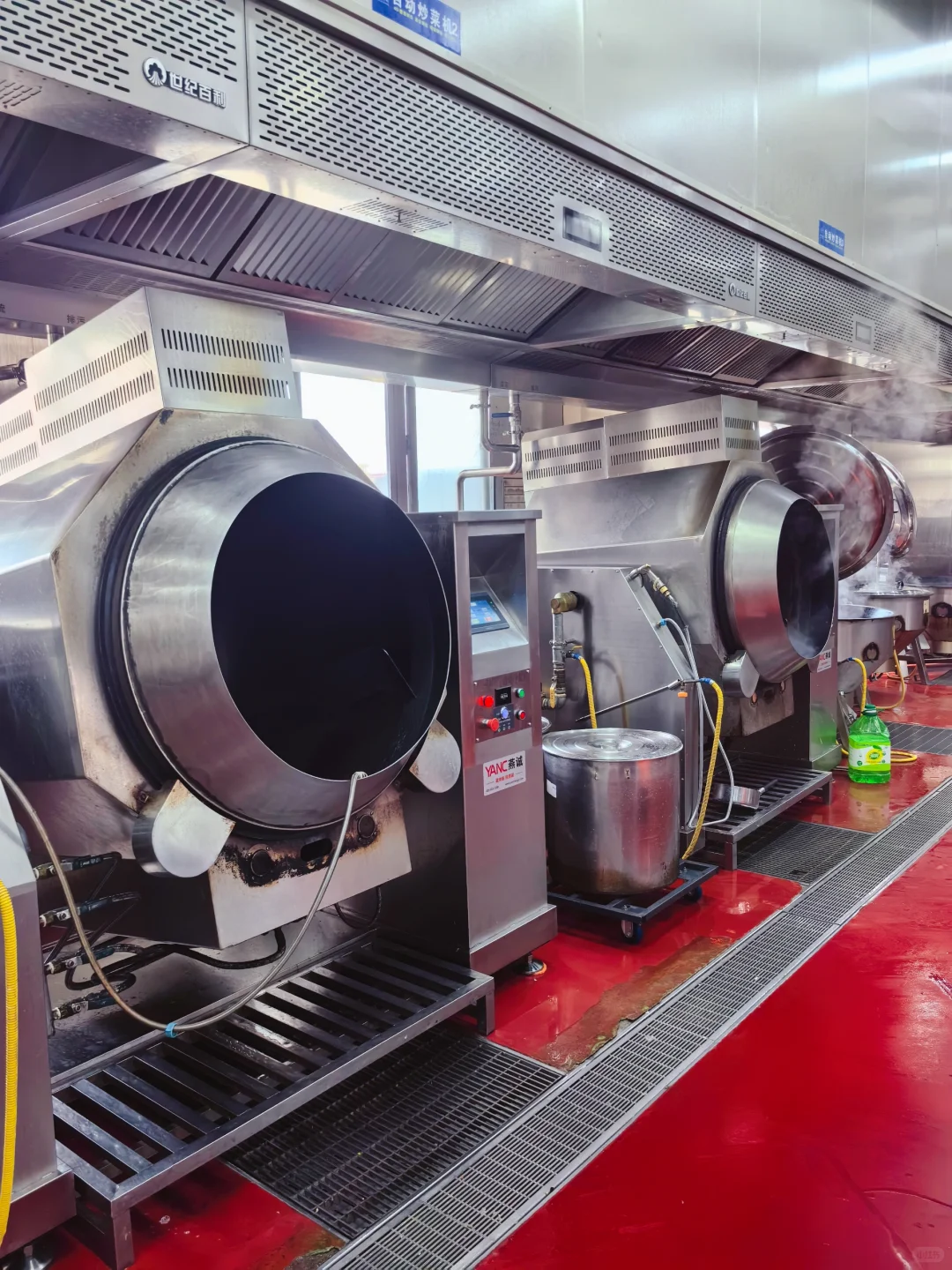 ?揭秘日供1万+团餐背后的神秘央厨!