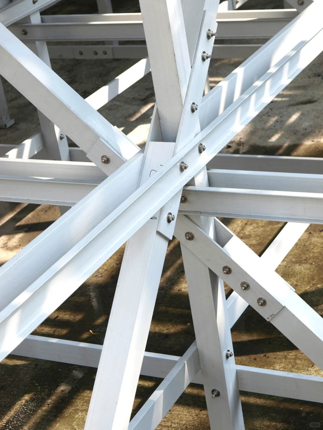 FRP（纤维增强复合材料）型材在建筑领域