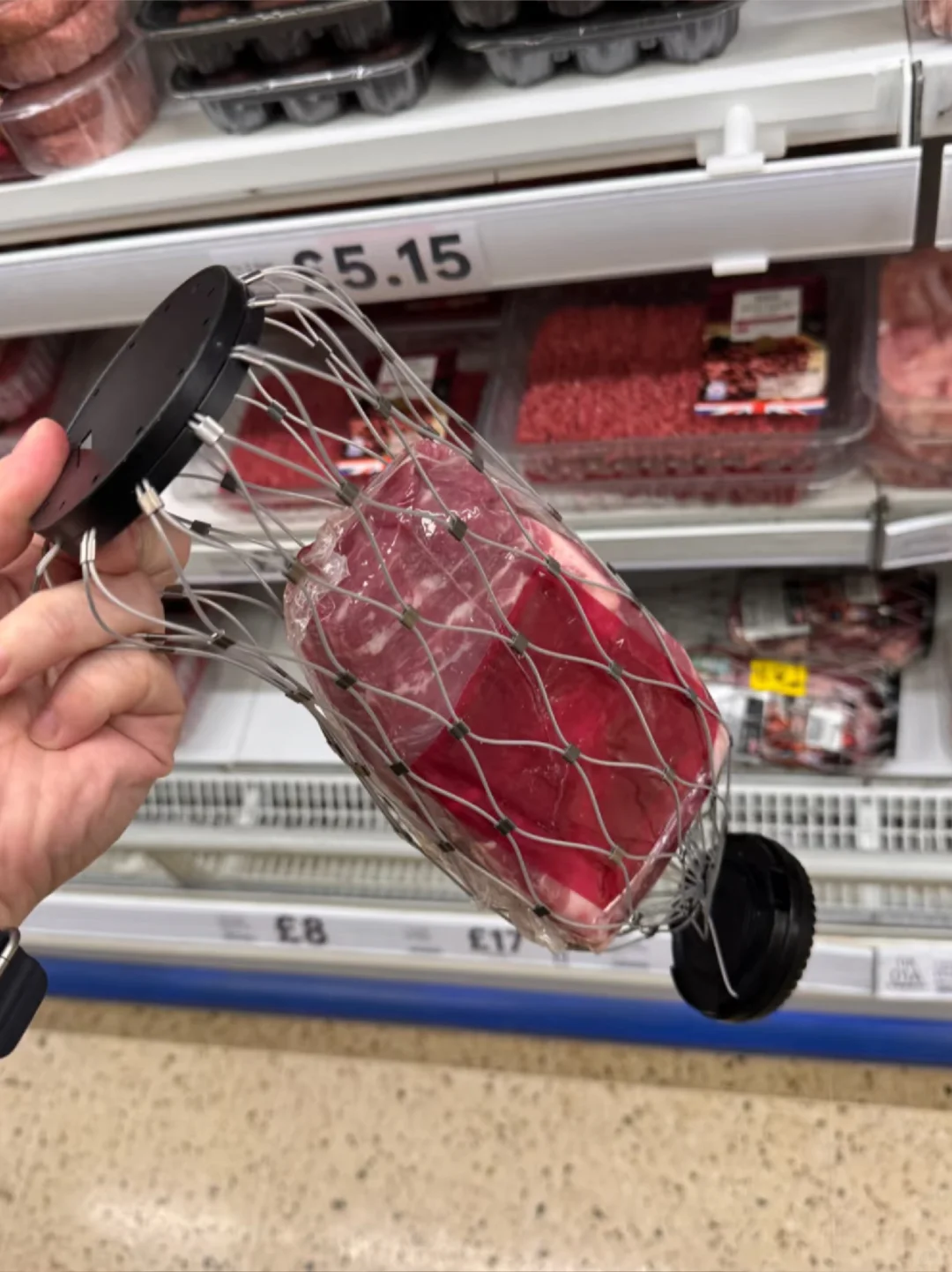 ??英国治安这么严谨吗？