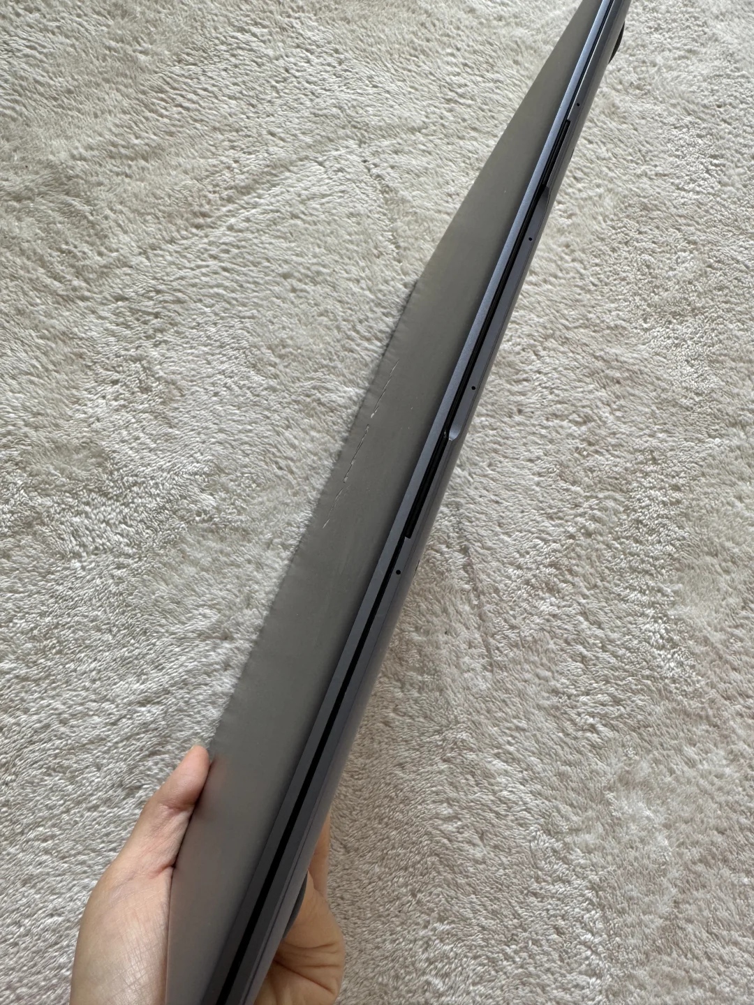 华为笔记本急出!价格直接腰斩~