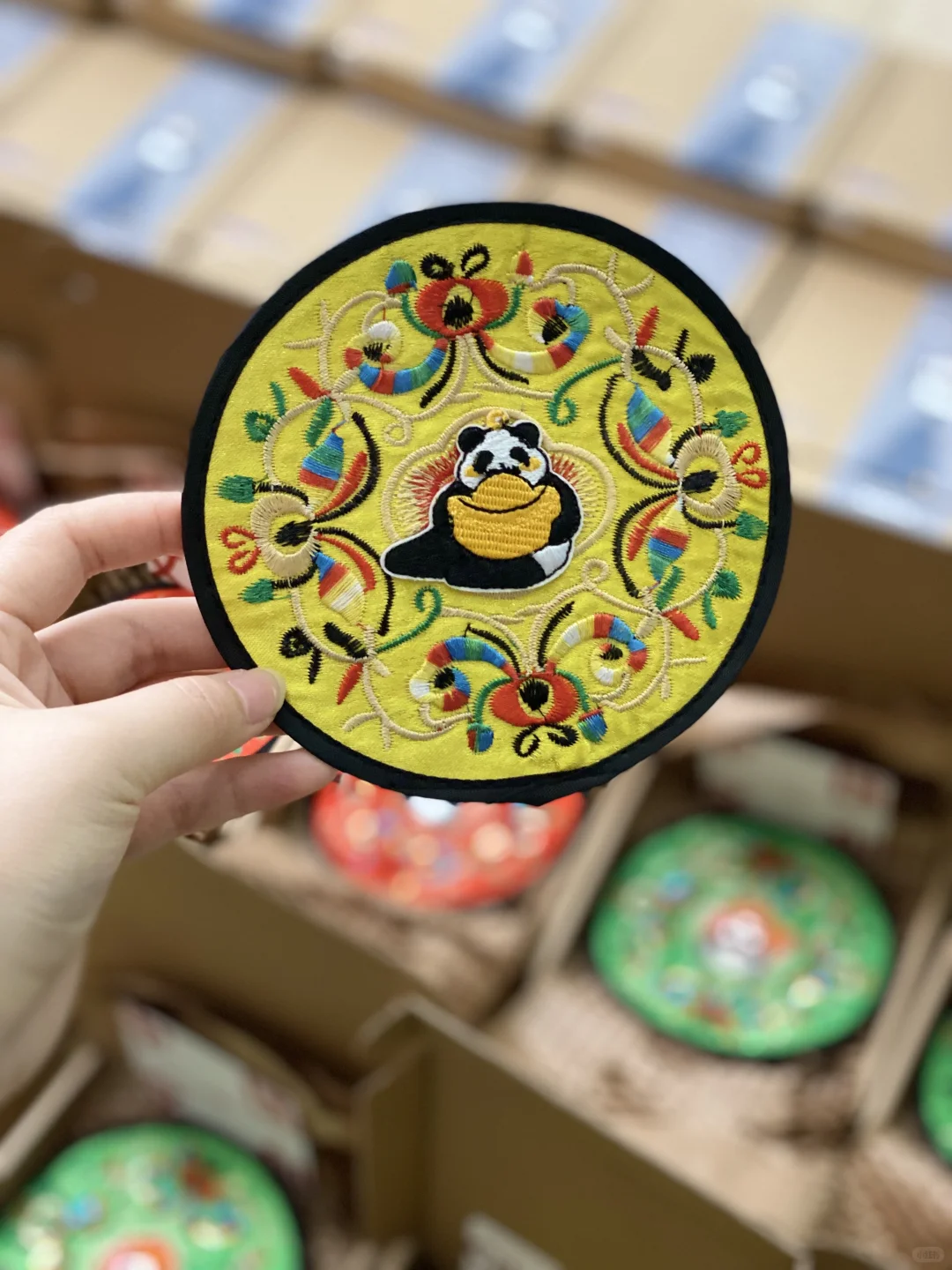 广交会展位摆这些引来一波又一波老外围观