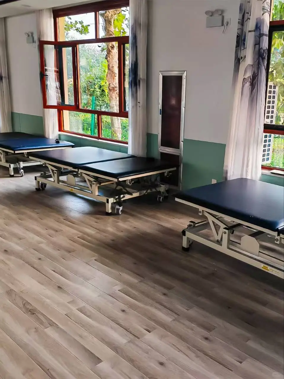 电动升降康复床｜更轻松的训练体验?