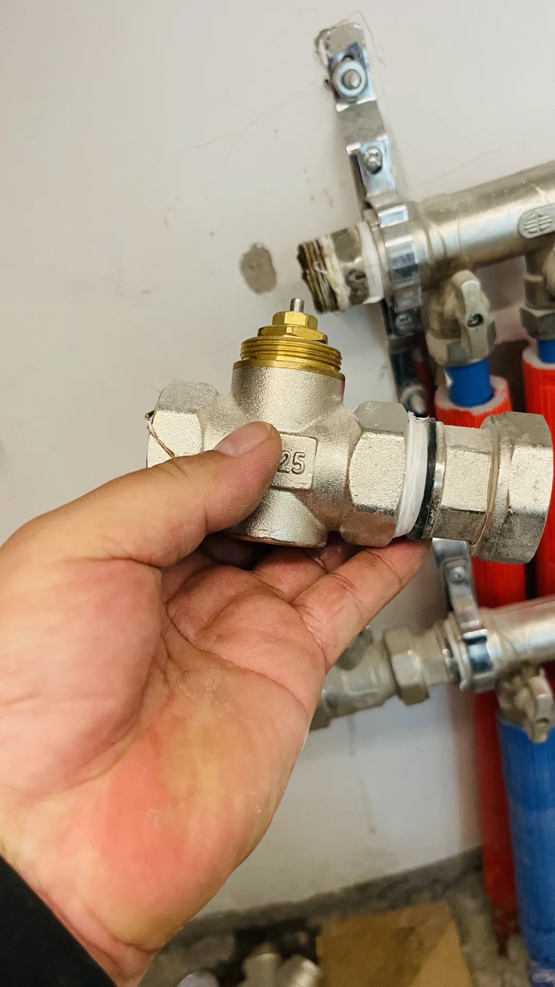 地暖不热有这个配件的赶紧拆掉