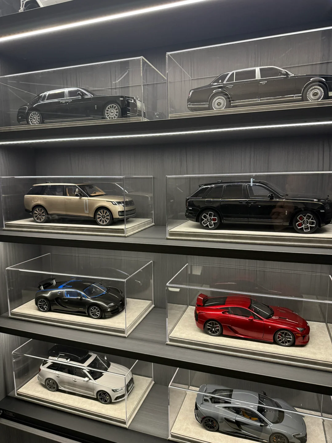 10年收藏 100辆汽车模型我的车库比4S店豪华