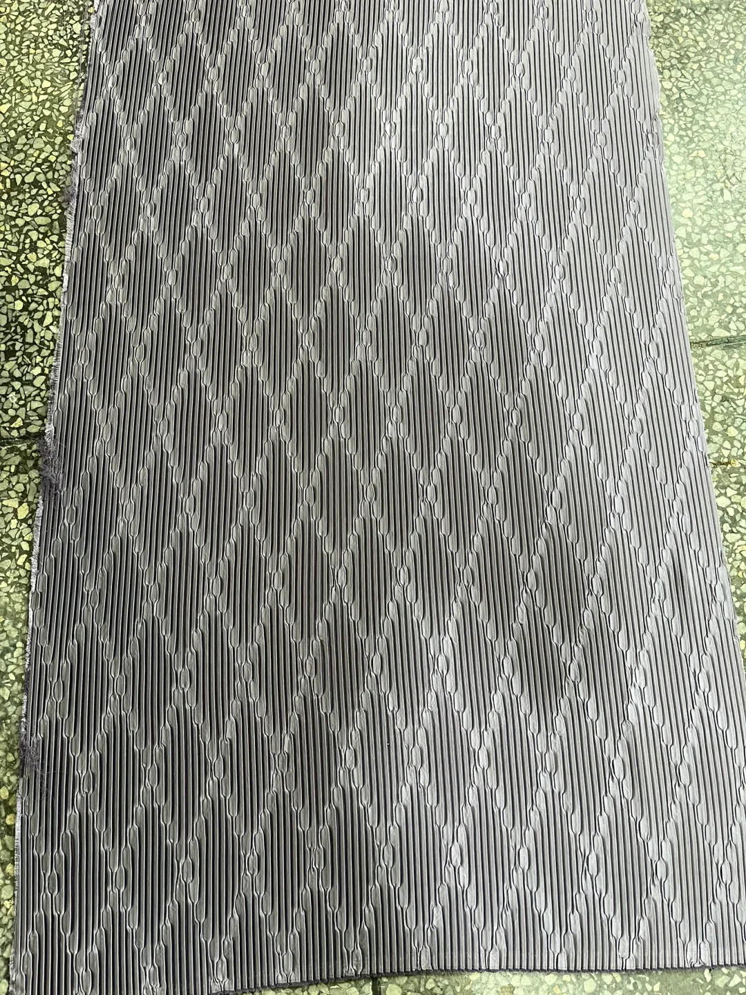 专业服装压褶厂