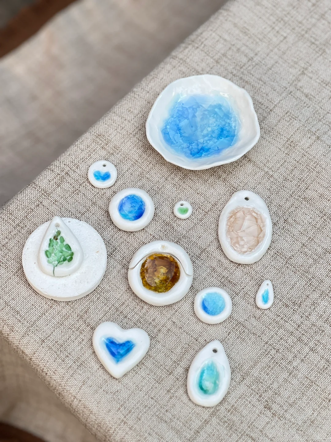 景德镇学陶艺｜学员们的玻璃珠装饰