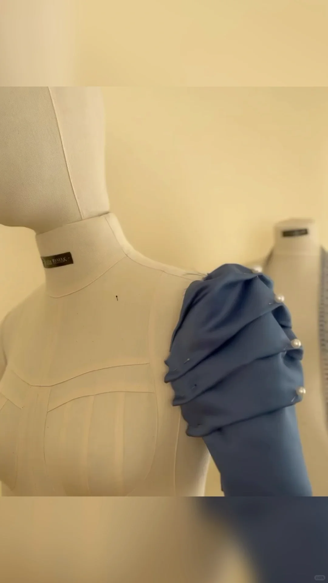 六张图教你制作好看的褶皱泡泡袖