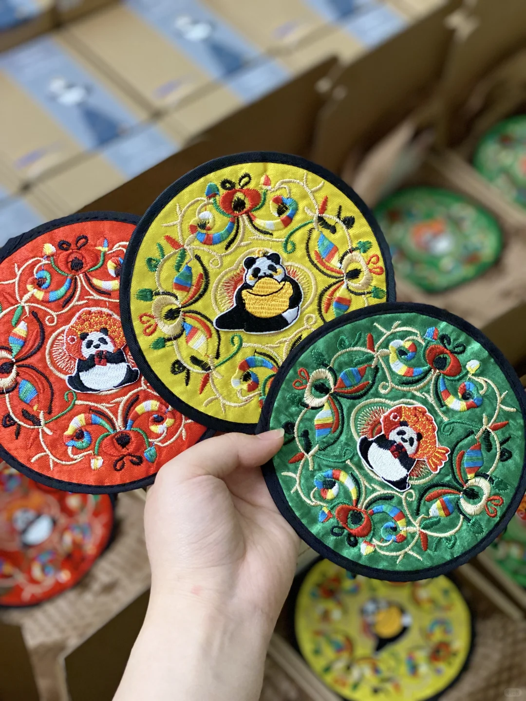 广交会展位摆这些引来一波又一波老外围观