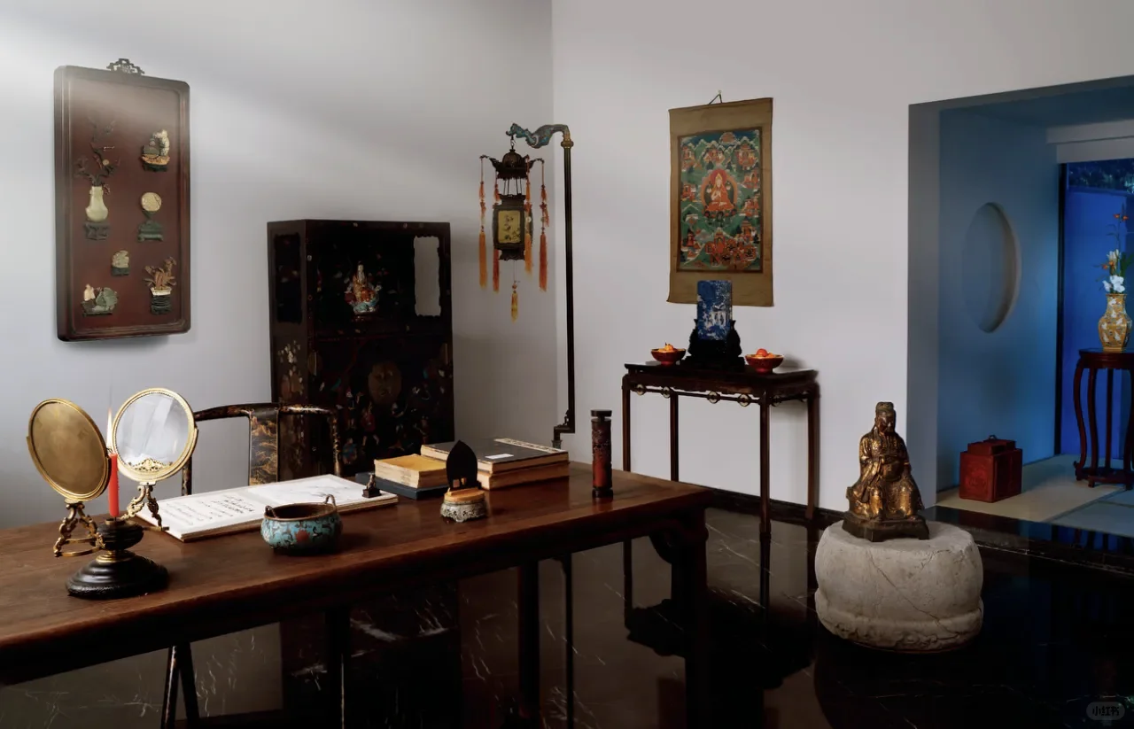 清乾隆御制铜鎏金紫檀座聚光灯