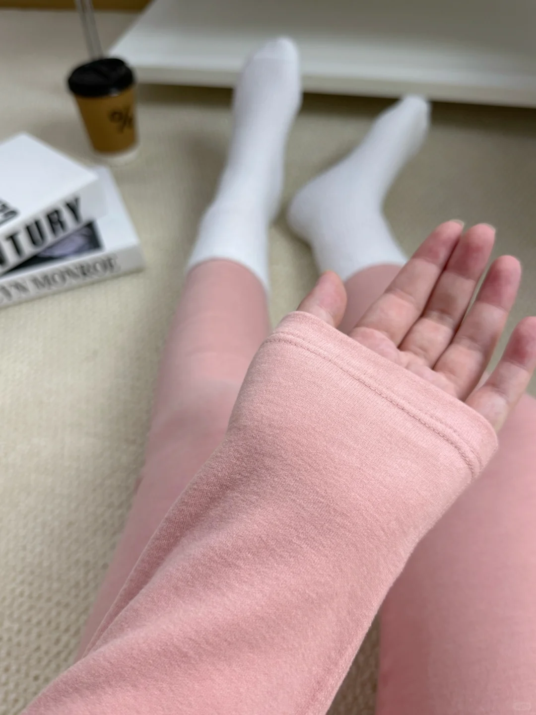 早八人续命清单+1，保暖衣才是刚需?