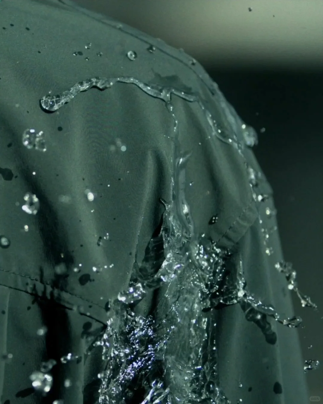 LACOSTE｜“防泼水”的外套找到了