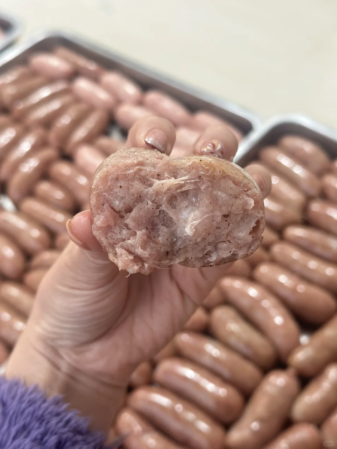 纯肉手工香肠一斤28贵吗?