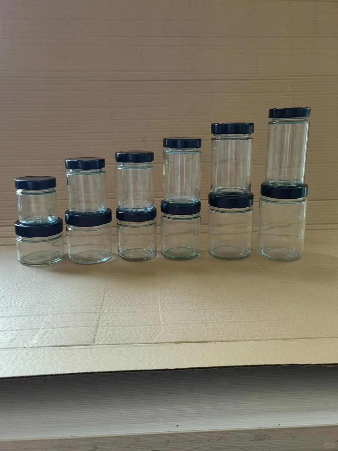 各种玻璃瓶应有尽有，需要私哦